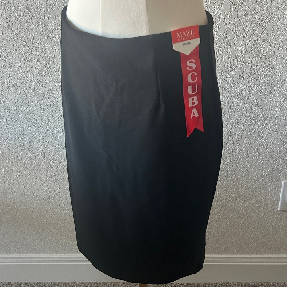 Maze Black Pencil Skirt